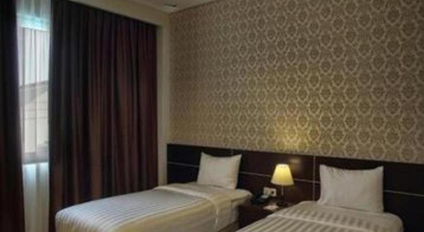 Asoka Luxury Hotel Bandar Lampung Exterior foto