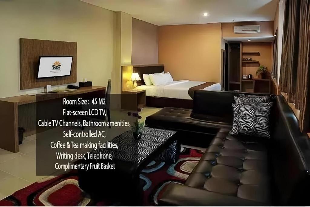 Asoka Luxury Hotel Bandar Lampung Exterior foto